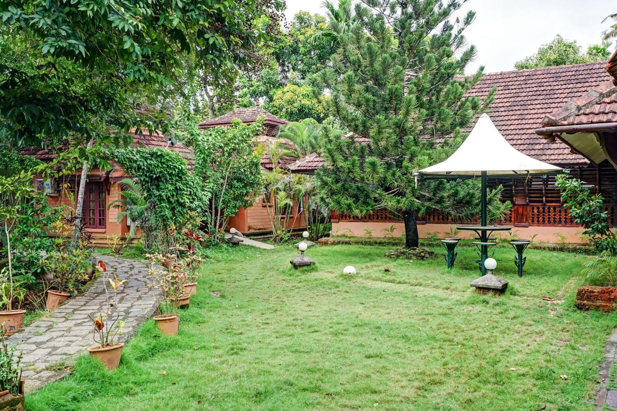Palette - Pagoda Resorts Alappuzha Экстерьер фото